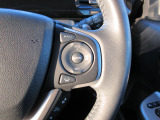 Hondaセンシングの機能のひとつ、アダプティブクルーズコントロール付!アクセルから足を離しても設定したスピードと前車との車間を保ち走行してくれます!車線維持もアシスト☆高速道路で疲労軽減ですね☆