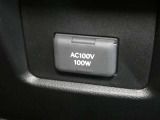 災害時にも安心。家庭用電化製品が使用できるAC100V、1500Wのコンセント付きです。