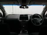 見通しのよいすっきりとした視界で、誰でも運転しやすいです。運転のしやすさは疲れにくさにも繋がりますよ♪