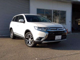 アウトランダー 2.4 24G セーフティーパッケージ 4WD 