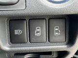 ★両側パワースライドドア★スイッチひとつで簡単オープン!荷物を抱えながらでも乗り降り快適です。