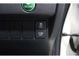 VSA装備=ブレーキ時の車輪ロックを防ぐABS、加速時などの車輪空転を防ぐ トラクションコントロールシステムに旋回時の横すべり抑制の3つの機能を トータルにコントロールします。
