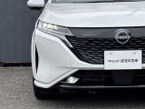 LEDヘッドライトは省電力ですが、純白光で驚くほど明るく夜道を照らしてくれます。