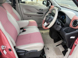 一体感のある運転席周り♪快適なドライブをお楽しみください&cap;( &acute;&forall;`)&cap;
