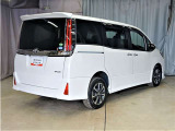 Toyota Safety Senseによる衝突被害軽減ブレーキや車線逸脱警報など、安全装備も充実!