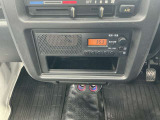 FM/AMラジオが付いています。ナビやオーディオの取り付けも賜わります。詳しくは営業部員にお尋ねください。