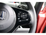 Hondaセンシングの機能のひとつ、アダプティブクルーズコントロール付!アクセルから足を離しても設定したスピードと前車との車間を保ち走行してくれます!車線維持もアシスト☆高速道路で疲労軽減ですね☆
