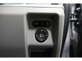 ☆電動格納ミラー☆車内からミラーを操作できるため、外に出て調整する必要がなくなります