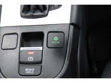 ECONボタンで低燃費モードに☆☆☆ECONスイッチを上手に使ってエコドライブ♪♪環境にもお財布にも優しい装備です☆☆☆