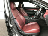 【運転席パワーシート&ドライビングポジションメモリー機能】運転手にあったシートパターン設定可能です。