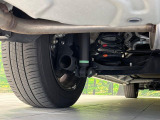 お車を安心してお乗りいただく為には、足回りの定期点検が欠かせません。サービスサポート(有償保証)では無料点検もご提供しており、安心のカーライフをお過ごしいただけるサポート体制が整っています。