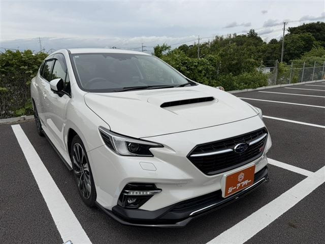 レヴォーグ 2.4 STI スポーツR 4WD 禁煙車 STIフルエアロ STI専用シート