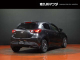 【デミオ】車名の由来はスペイン語の「de Mio」英語では「of mine」なので「私の」という意味から作られた造語で、この車名は日本専用のものです。