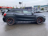 メルセデス・ベンツGLA45 AMG 4MATIC Edition 1 特別仕様車 4WD/マットブラック/純正ディスプレイオーディオ/バックモニター/シートメモリー付パワーシート/20インチアルミホイール/ETC/リヤウイング