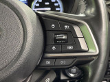 【全車速追従機能付クルーズコントロール】高速道路での長距離走行が楽に!!自動で速度を保つクルーズコントロールが、衝突軽減システムと連携し、前方の車両を感知して車間を保つように速度調節してくれます!!