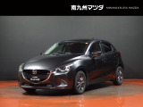 中古車専門再生工場にて熟練専任スタッフが丁寧に清掃、仕上げを実施しております。また、お客様に安心してご検討いただける様、公取協が定める基準に基づき車両検査を実施し、車両状態評価証を発行しております。