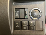 シートの座面を温め、冬の寒い日のドライブを快適にしてくれる運転席シートヒーター搭載!乗り降りしやすく、荷物の積み下ろしや子どもの乗り降りに便利な左側パワースライドドア搭載です。