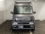 このフロントマスクは個性もいっぱい 人気の車です。