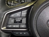 ステアリングスイッチ装備!運転しながら手元でオーディオの操作などができます。