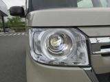 明るいLEDヘッドライトで、夜道も安心して運転して頂けます。