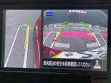 【アラウンドビューモニター】車両周辺をモニターで確認できて、駐車が苦手な人でもスムーズに駐車できます