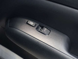 運転席にはパワーウインドウを装備しております!