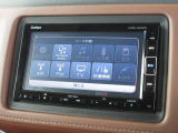 ナビゲーションはギャザズメモリーナビ(VXM-194VFi)を装着しております。AM、FM、CD、DVD再生、Bluetooth、フルセグTVがご使用いただけます。初めて訪れた場所でも安心ですね!
