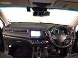 【前方視界】開放的な前方視界!運転がしやすく疲れにくいです♪窓が大きく、見通しがとっても良いおクルマですよ♪