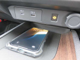 おくだけ充電機能付き♪