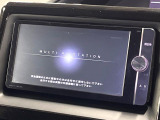 【純正ナビ】人気の純正ナビを装備しております。ナビの使いやすさはもちろん、オーディオ機能も充実!キャンプや旅行はもちろん、通勤や買い物など普段のドライブも楽しくなるはず♪