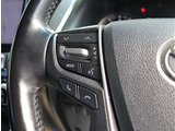 【車屋】として、長く車業界に従事した経験豊富なスタッフが多数在籍しております。