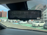 バックカメラ。後方視界を映像で確認できるので、駐車時のサポートになりますね。