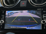 バックビューモニターが付いていますので、車庫入れや後方の安全確認にも便利です。