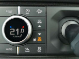 ディフェンダー 110 X ダイナミック SE イースナー エディション 3.0L D300 ディーゼ...