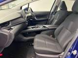 【車内ルームクリーニング済】専門スタッフにより車内はきれいにルームクリーニングを行っております。