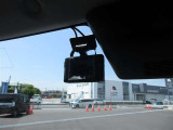 ドラレコ付きなので普段の運転がより安心に!