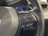 レーダークルーズコントロール(全車速追従機能付)付きです。車速に応じて追従支援してくれるので、ロングドライブも快適です。