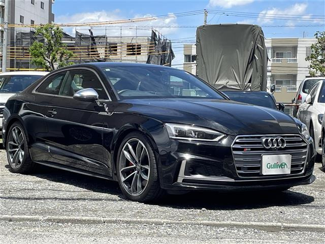 アウディ S5 