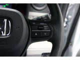 Hondaセンシングの機能のひとつ、アダプティブクルーズコントロール付!アクセルから足を離しても設定したスピードと前車との車間を保ち走行してくれます!車線維持もアシスト☆高速道路で疲労軽減ですね☆