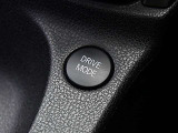 3つのドライブモードが選べます。「Sモード」「ECOモード」ではe-POWERならではのワンペダルドライブが可能です。