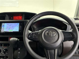 使いやすく運転しやすいレイアウトの運転席周り。