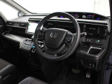 運転席廻りです。