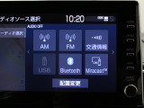 【ナビゲーション】メモリーナビを装着しております!目的地の検索だけでなくTV視聴やCD,DVD再生の他、Bluetooth接続が可能!クルマには無くてはならない装備ですね♪