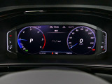 様々な表示が出来るDigital Cockpit Proを装備!