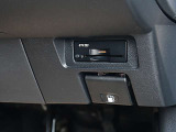 ビルトインETC2.0がついています。高速道路をスムーズに通れますし、割引も有ったりします。