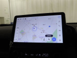 純正ナビを装備。タッチパネル式で使いやすく、お出かけもラクラクです。
