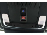 緊急通報ボタンが装備されています。ホンダコネクト対応。ご利用には、Honda Total Care プレミアムのご加入が必要です。
