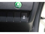 【横滑り防止装置】ドライバーの安全運転をアシストしてくれる装備が充実しています☆ドライバーの不安を安心へと変えてくれますね。