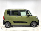 ドアは約90度に開くので荷物も積み込みやすく、乗り降りもしやすい♪ アウトドアで楽しく快適に過ごせる工夫がいっぱいです♪♪
