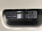 ETCカードを挿入することで高速道路を利用する際の支払いがキャッシュレスになったり、ETCスマートインターチェンジが利用できたり、とても便利なアイテムです!保証は修理保証のみとなります。